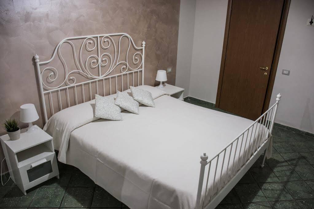 Cascina Gobba Hotel Milánó Kültér fotó